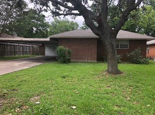 2005 Robinhood St, Pasadena, TX 77502