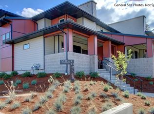 1084 E Main St, Ashland, OR 97520