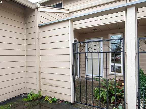 3rd image of 8702 NE Mason Dr APT 40
