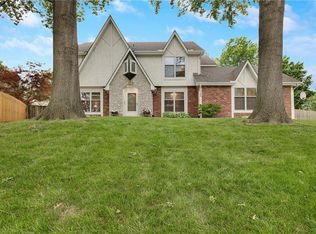 1104 NW Timber Rdg, Blue Springs, MO 64015