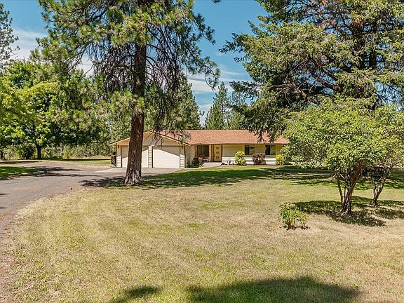 5th image of 37079 Knotty Pine Ln N