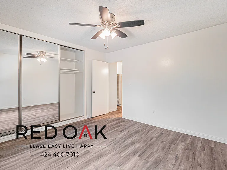 911 Monterey Ave #18 — Photo 12