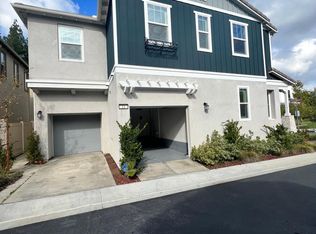 11 Greensboro Ct, Pomona, CA