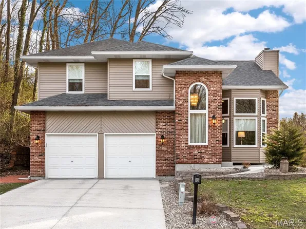 10 Keiths Ct, Collinsville, IL 62234