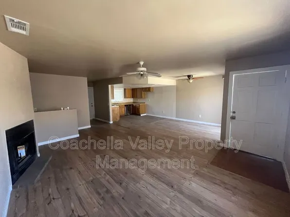 32934 Rancho Vista Dr APT 4, Cathedral City, CA 92234