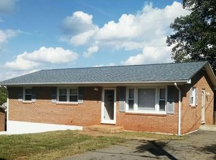 183 Roosevelt Dr, Ridgeway, VA 24148