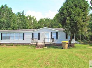 308 Mockingbird Dr, Springfield, GA 31329