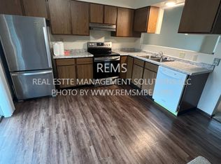 1400-1406 Tuttle St #1404, Baraboo, WI 53913