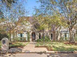 15742 Walkwood Dr, Houston, TX 77079