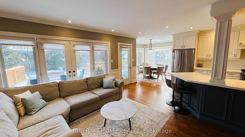 Toronto House for rent - 4 Bedrooms — photo 10