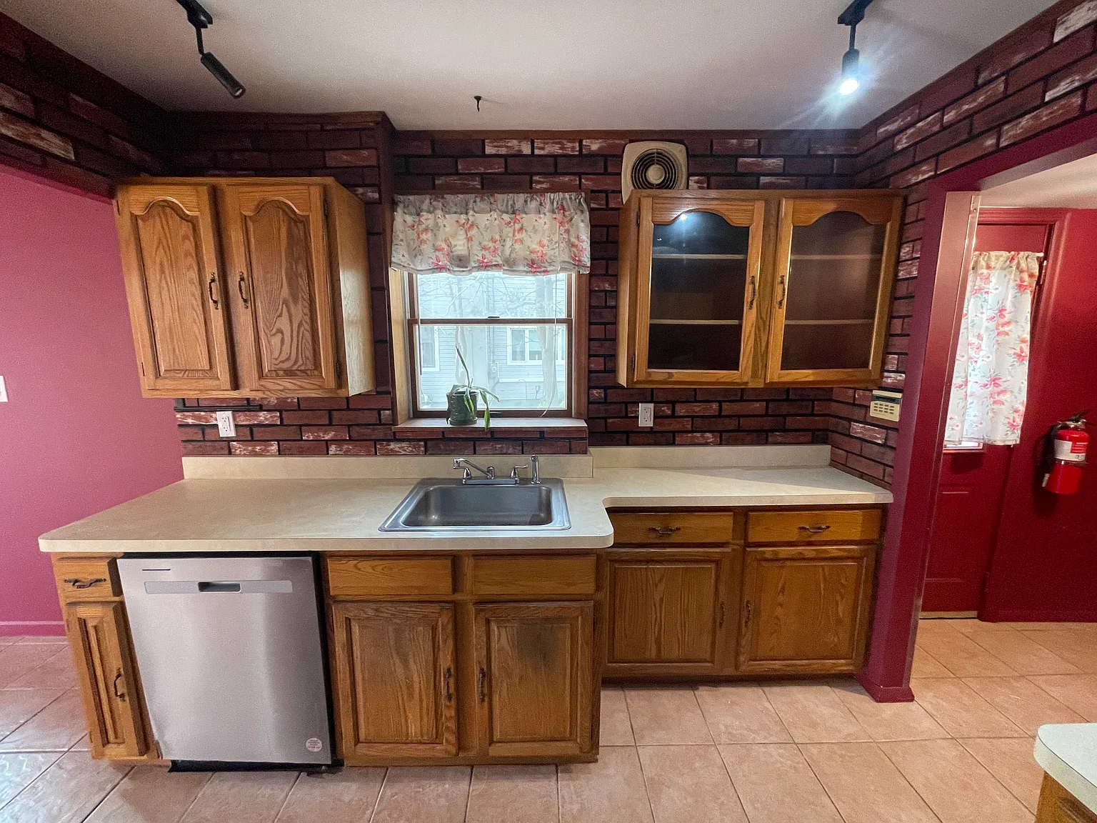 3 bed, 1512 sqft, $2,800 — Photo 4