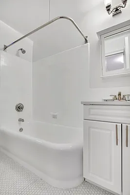 Rented by Cooper & Cooper Real Estate | media 28