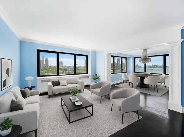 45 Sutton Place South 8L image 3 of 15