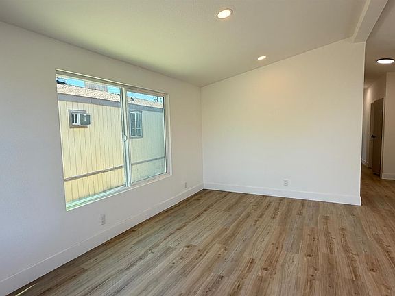 4th image of 152 O St Space 31