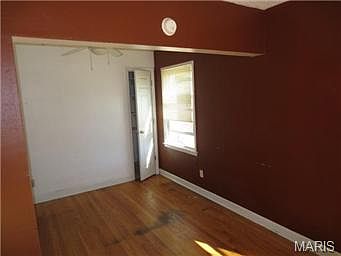 4th image of 8617 North Ave