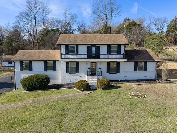 3rd image of 316 Highland Heights Dr