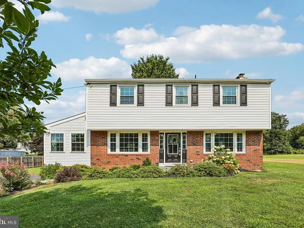 1409 Burke Rd, West Chester, PA 19380