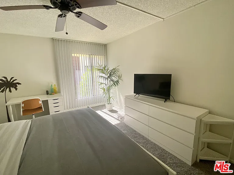 1655 E Palm Canyon Dr #318 — Photo 12