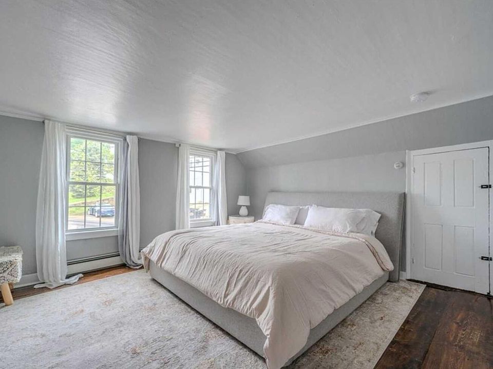 1st image of 14 South St