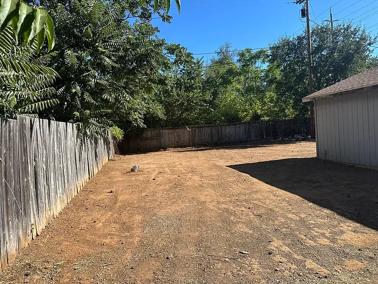 20470 Terry Ln — Photo 44