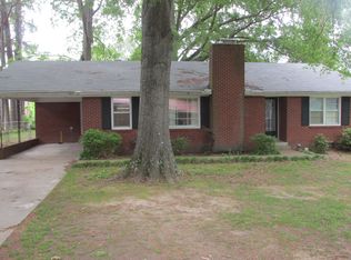 714 Fisher St, Bolivar, TN 38008
