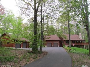 4744 N Lincoln Rd, Ludington, MI 49431