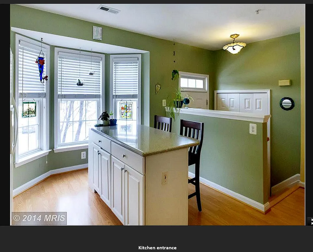 3 bed, 2.5 bath, 2600 sqft, $3,000 — Photo 4