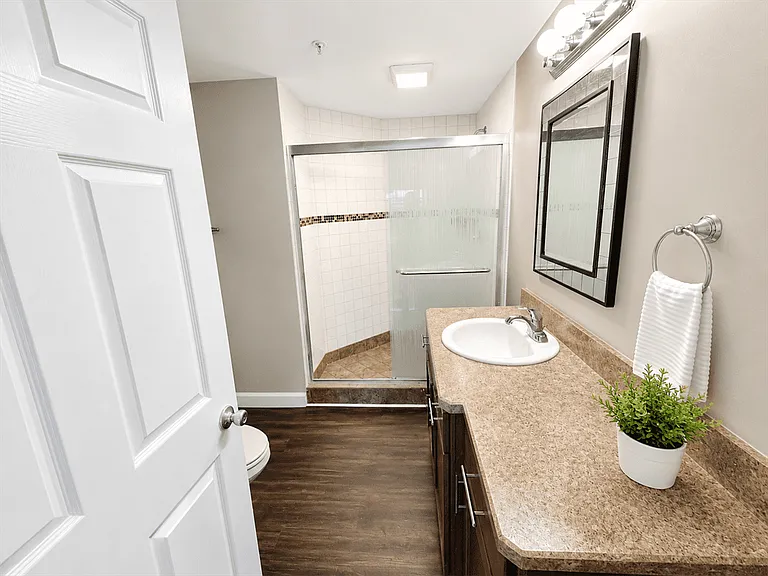 159 W Pearl St #304 — Photo 7