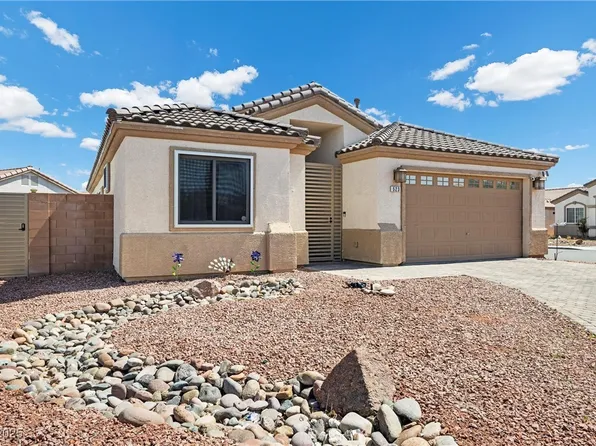 523 Park Royal Dr, North Las Vegas, NV 89031