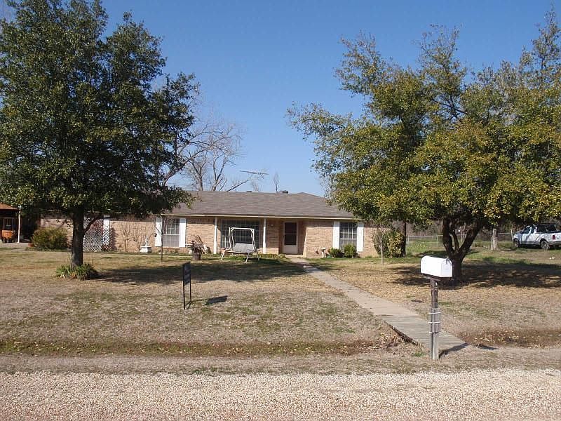 1st image of 2701 Oak Parkway Ct