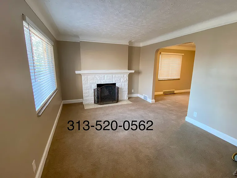15881 Manor St — Photo 8