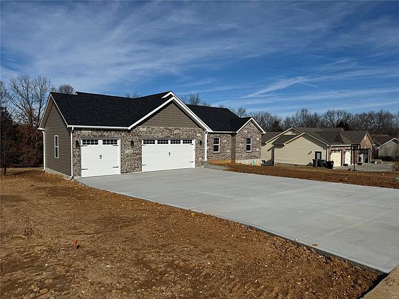 4th image of 65 Chinkapin Ct