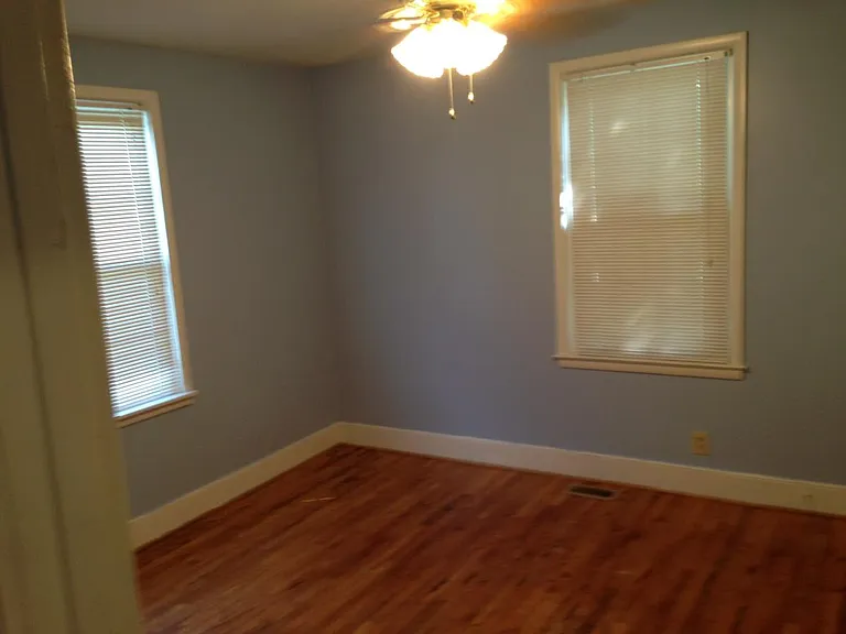 335 Virginia St — Photo 4