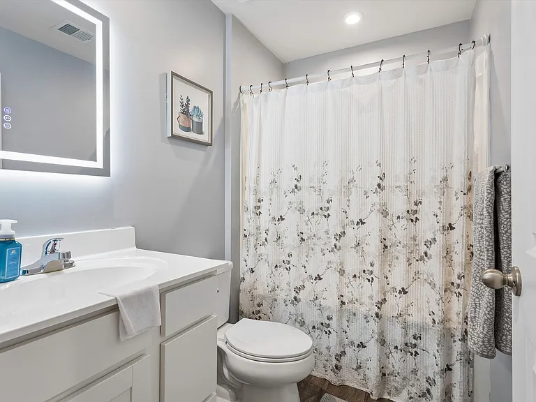 1111 Marquis Pkwy — Photo 31