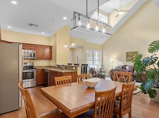 602 Autumn Ridge Dr, Ayer, MA 01432