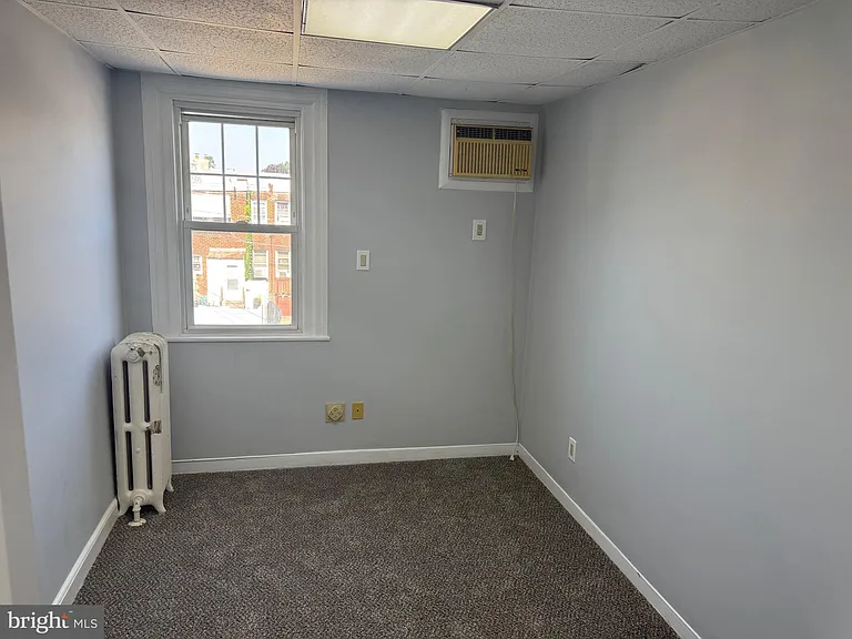 126 N Madison Ave — Photo 25