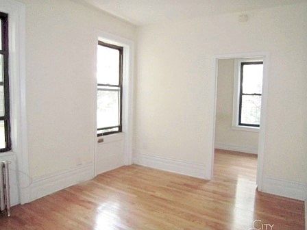 1st image of 115 Washington Pl APT 5