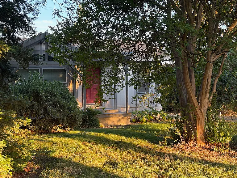 14320 N Curry Ave — Photo 1
