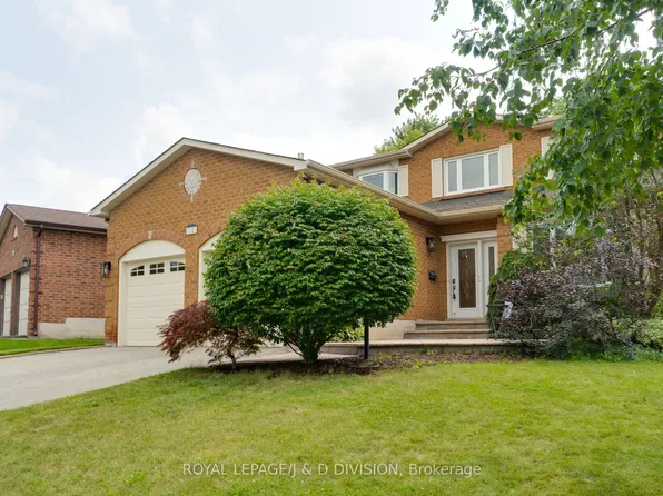 12 Jason Cres, Halton Hills, ON L7G 4Z4