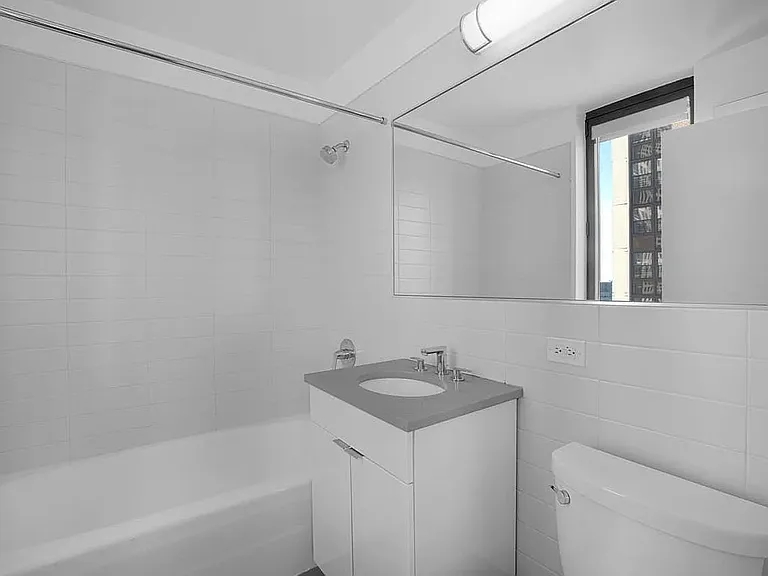 200 W 60th St #28C — Photo 9