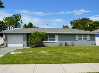 10200 Oakhurst Rd, Largo, FL 33774