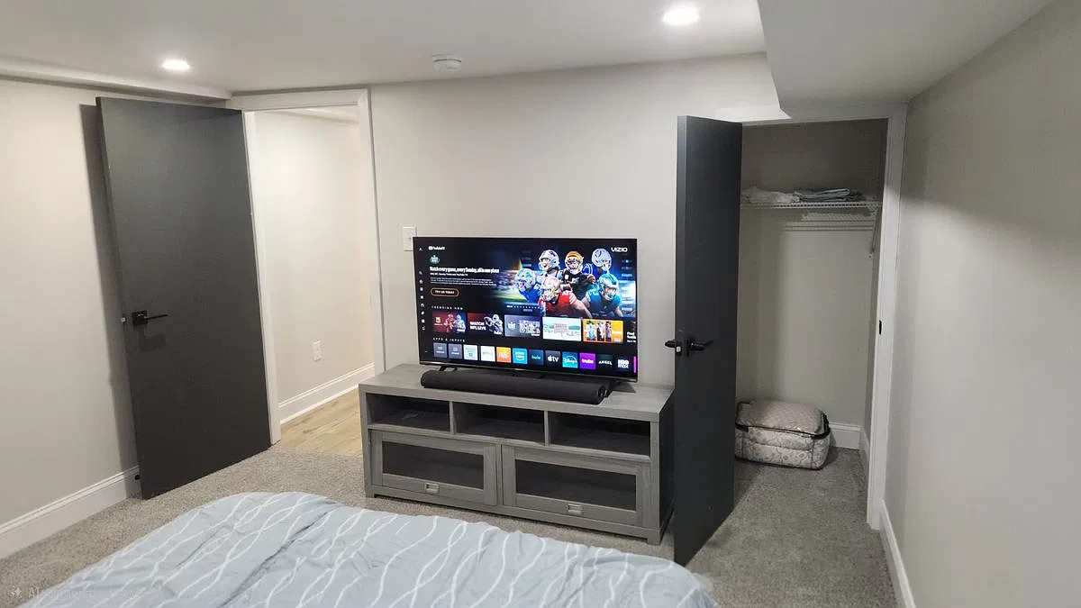 1 bed, 1.0 bath, 700 sqft, $1,150 — Photo 2
