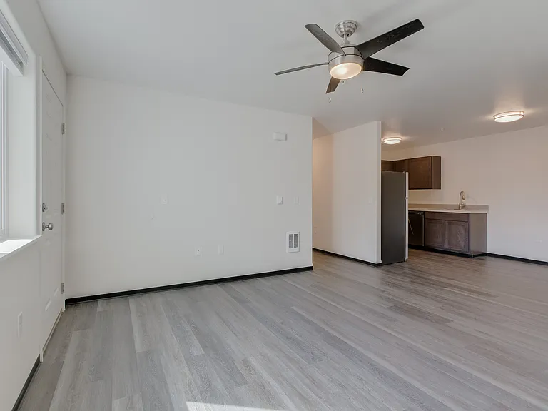 2312 White Ave #101 — Photo 6