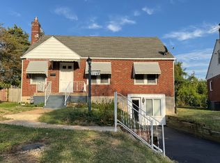 2048 Westbrook Dr, Saint Louis, MO 63114