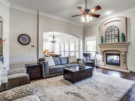 3rd image of 5424 Lake Victoria Ct