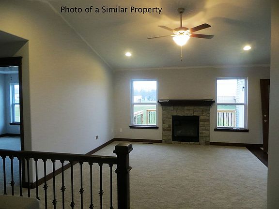 4th image of 600 Bain Berry St