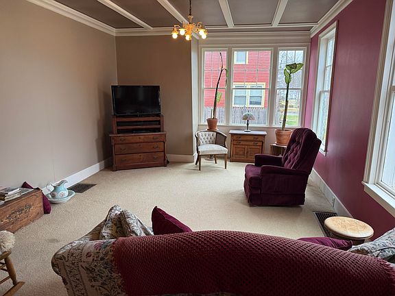 3rd image of 513 E Michigan Ave