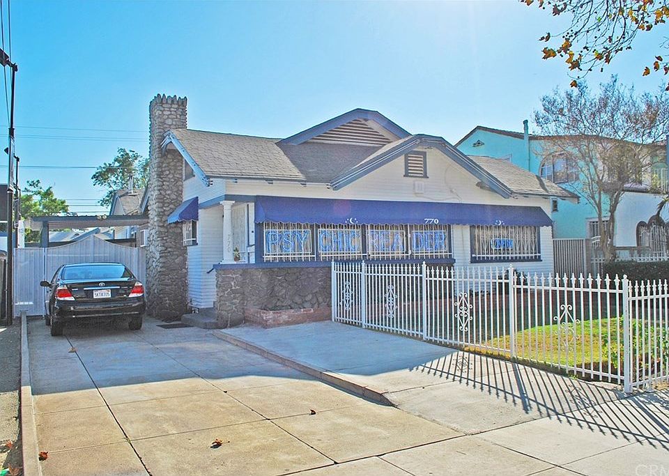 1st image of 770 E Holt Ave