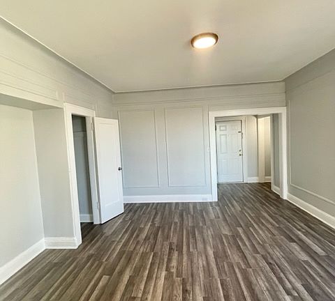 3rd image of 1011 E Jersey St #1B-1Ba