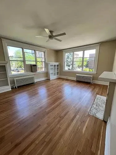 728 Summerlea St #1 — Photo 6